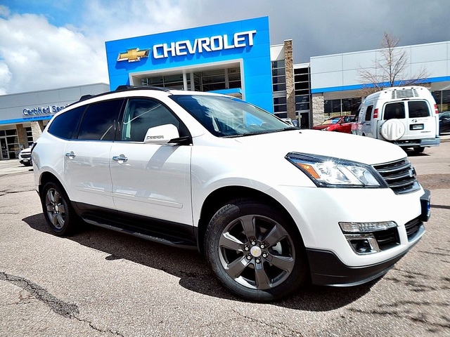 2017 Chevrolet Traverse LT